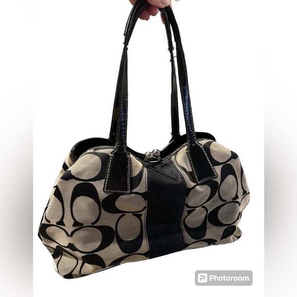 Coach Handbag; black and grey; Kiss lock; Great Buy; GOOD USED CONDITION! - Picture 5 of 14